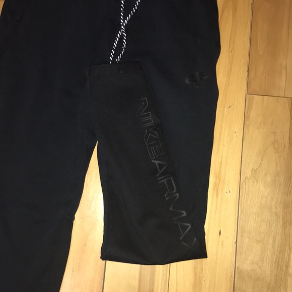 Nike men’s joggers - Picture 3 of 4